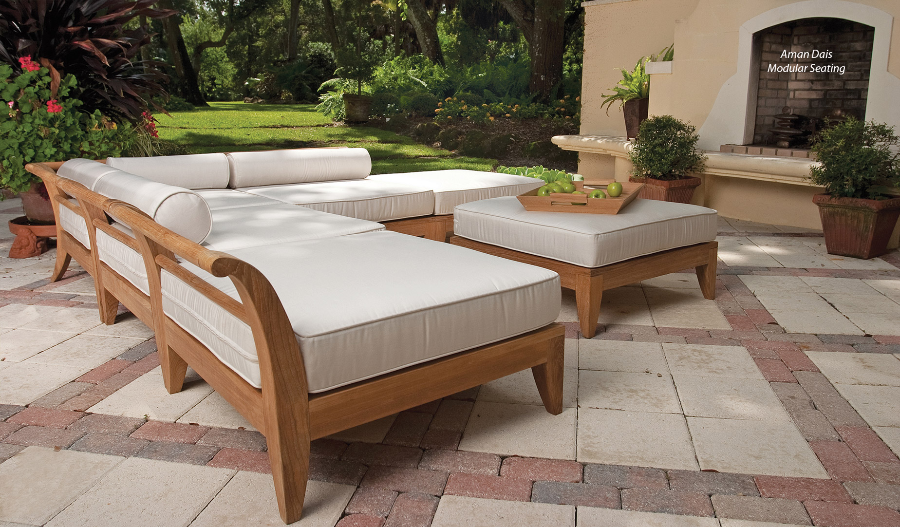 Adapting And Accessorizing Your Teak Outdoor Furniture Set